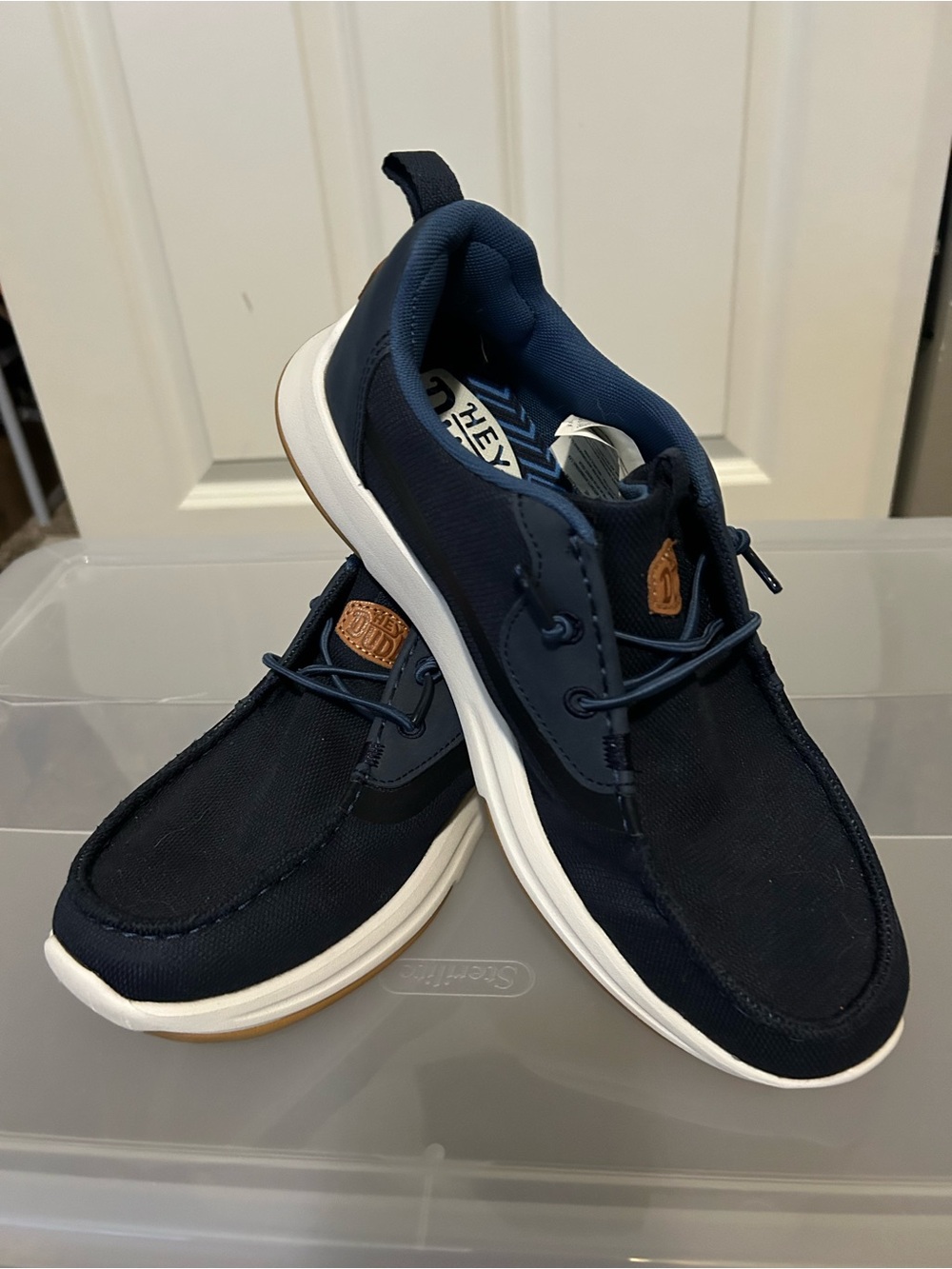 Men’s Hey Dude Drift Mesh Navy / White- size 9